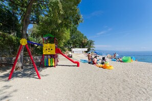 Beach - Apartments Ilinka (Lovran)
