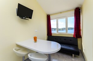Living room | TV - Apartments Smilje (Rogoznica)