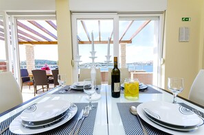 Dining - Apartments Smilje (Rogoznica)