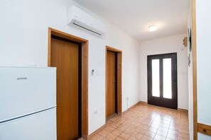 Apartment (A1) | Flur