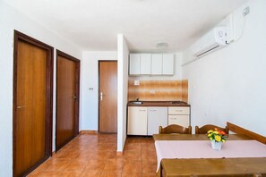 Apartment (A3) | Living room - Apartments Crljenko (Povljana)
