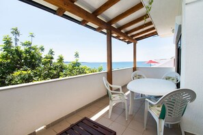 Apartment (A1) | Balkon