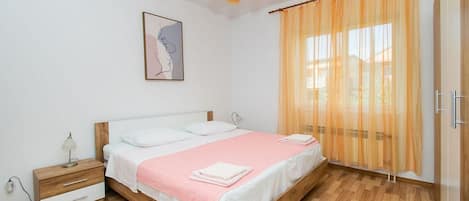 Appartement (A1) | AccĂšs au Wi-Fi (inclus), literie fournie