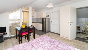 Unclassified image, 2 of 25, button - Apartment Lena City Center Near Beach (Vodice)