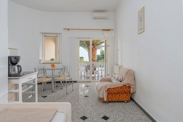Apartments Family Gligora - Mandre