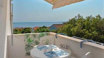 Studio (A1) | Blick auf das Wasser