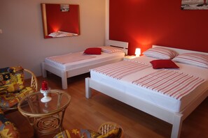 2 bedrooms, free WiFi - Apartments Mira (Trogir)