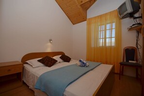 2 bedrooms, free WiFi
