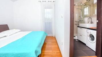 Apartment (A1) | 2 Schlafzimmer, kostenloses WLAN, Bettwäsche