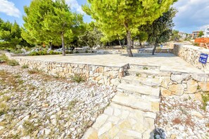 Beach - Apartment Marin (Rogoznica)