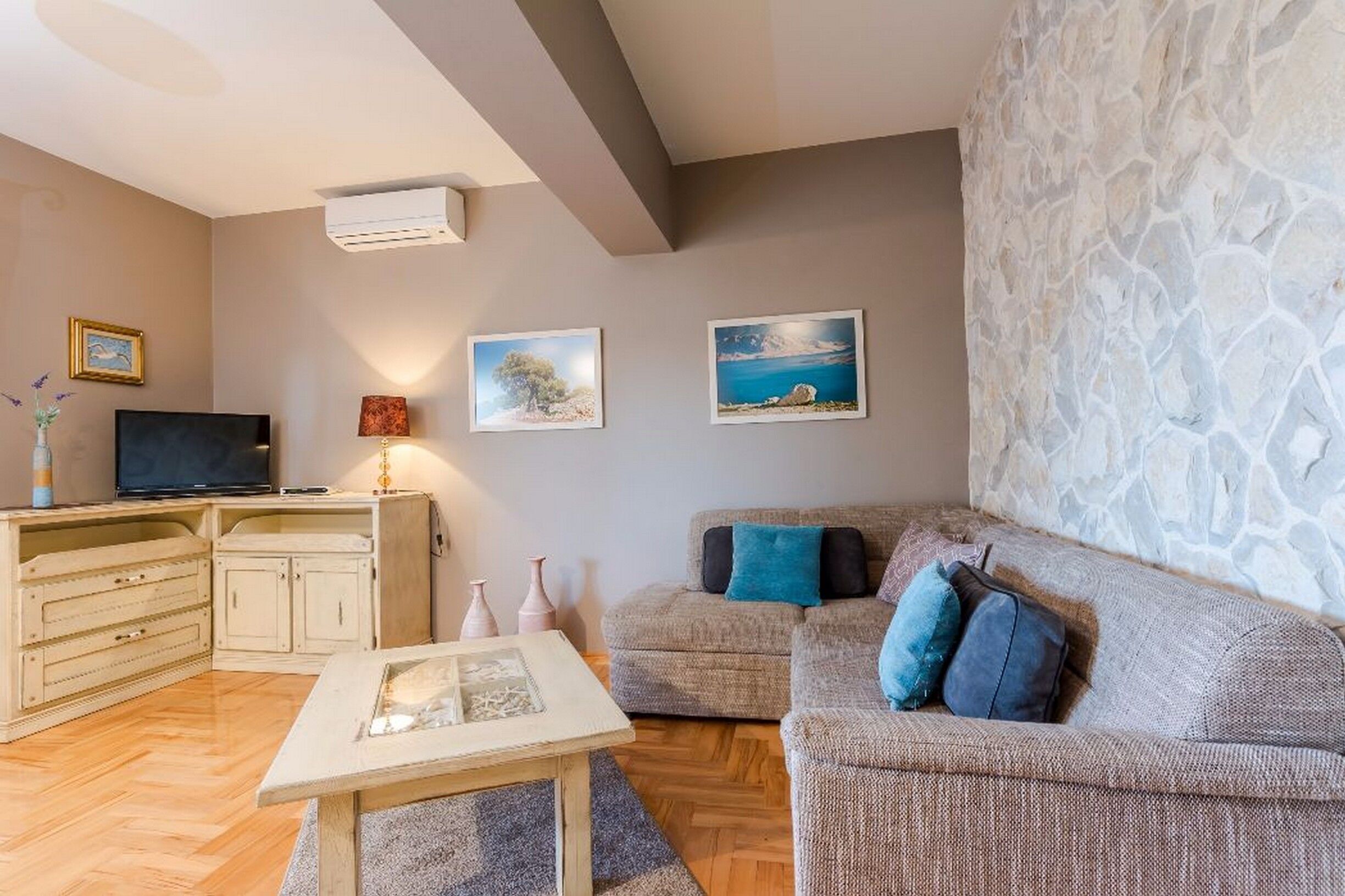 Apartment (A3) | Living room