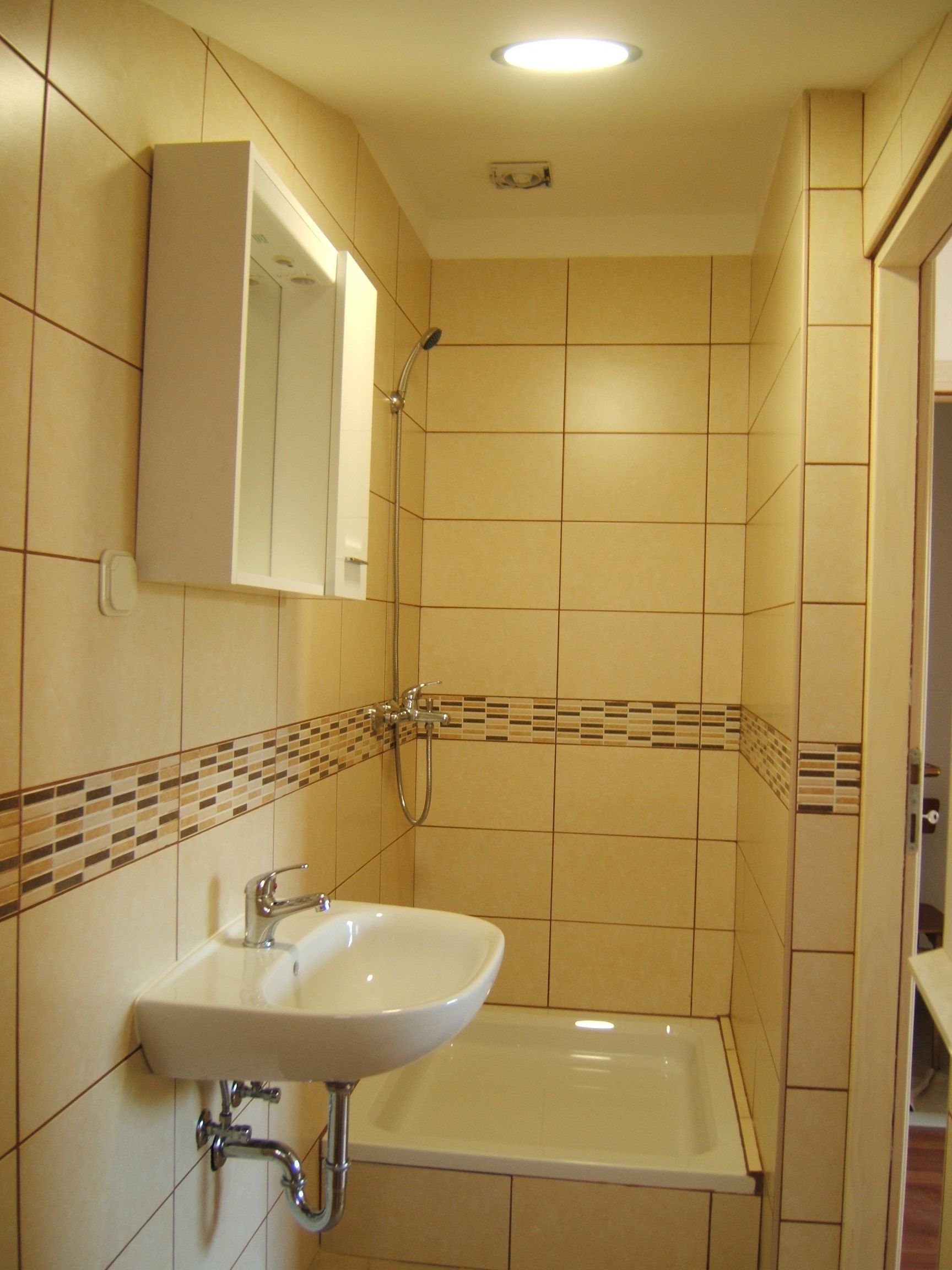 Bathroom | Shower