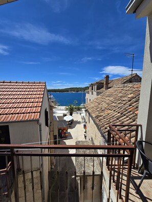 Apartment (A1) | Balcony