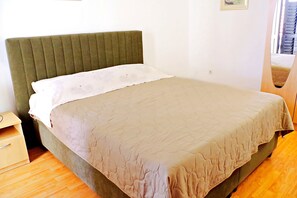 Apartment (A1)