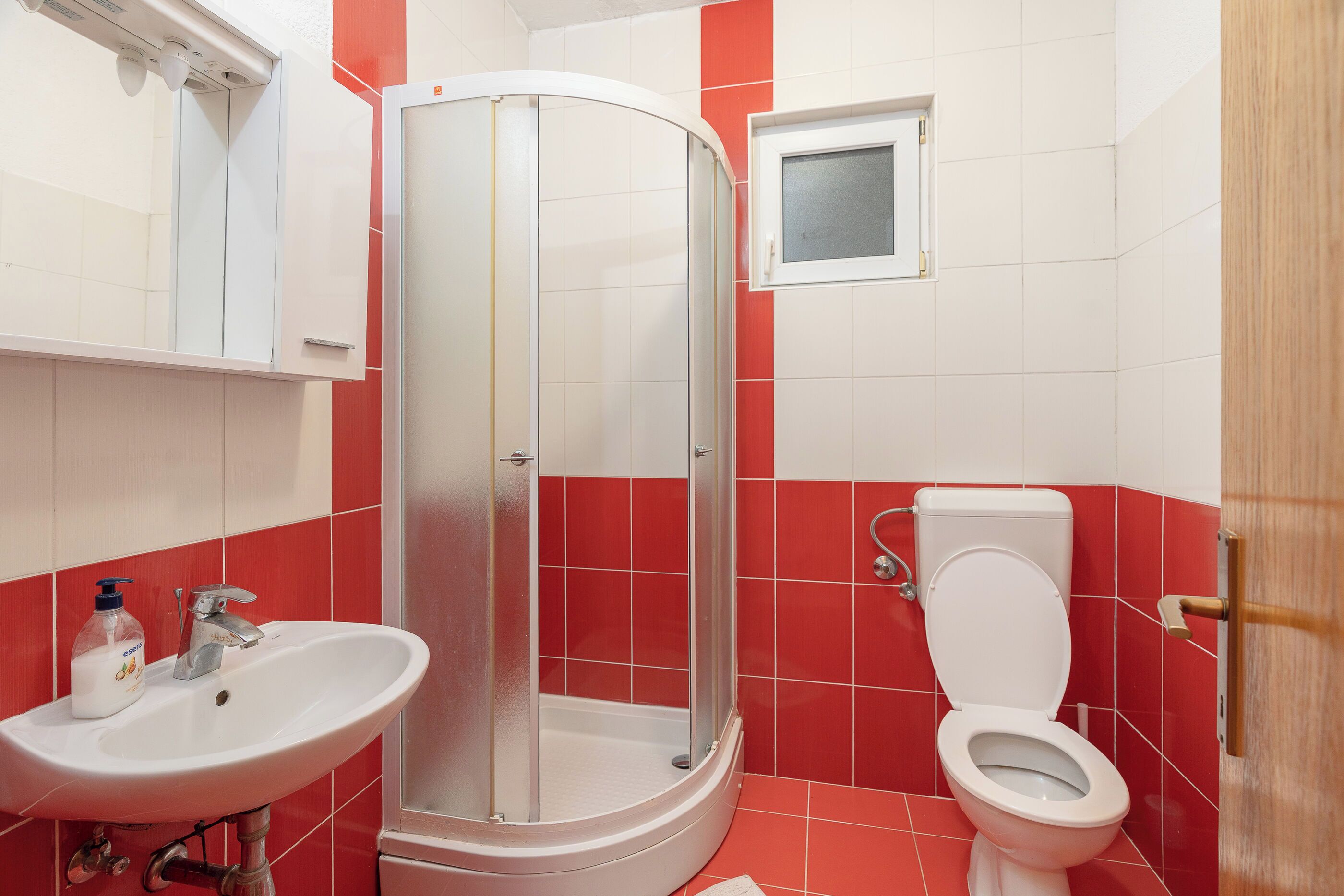 Studio (A1) | Bathroom | Shower