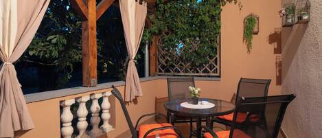 開放式客房 (A1) | 露台/庭院