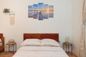 Free WiFi, bed sheets - Apartments Ivana (Nin)