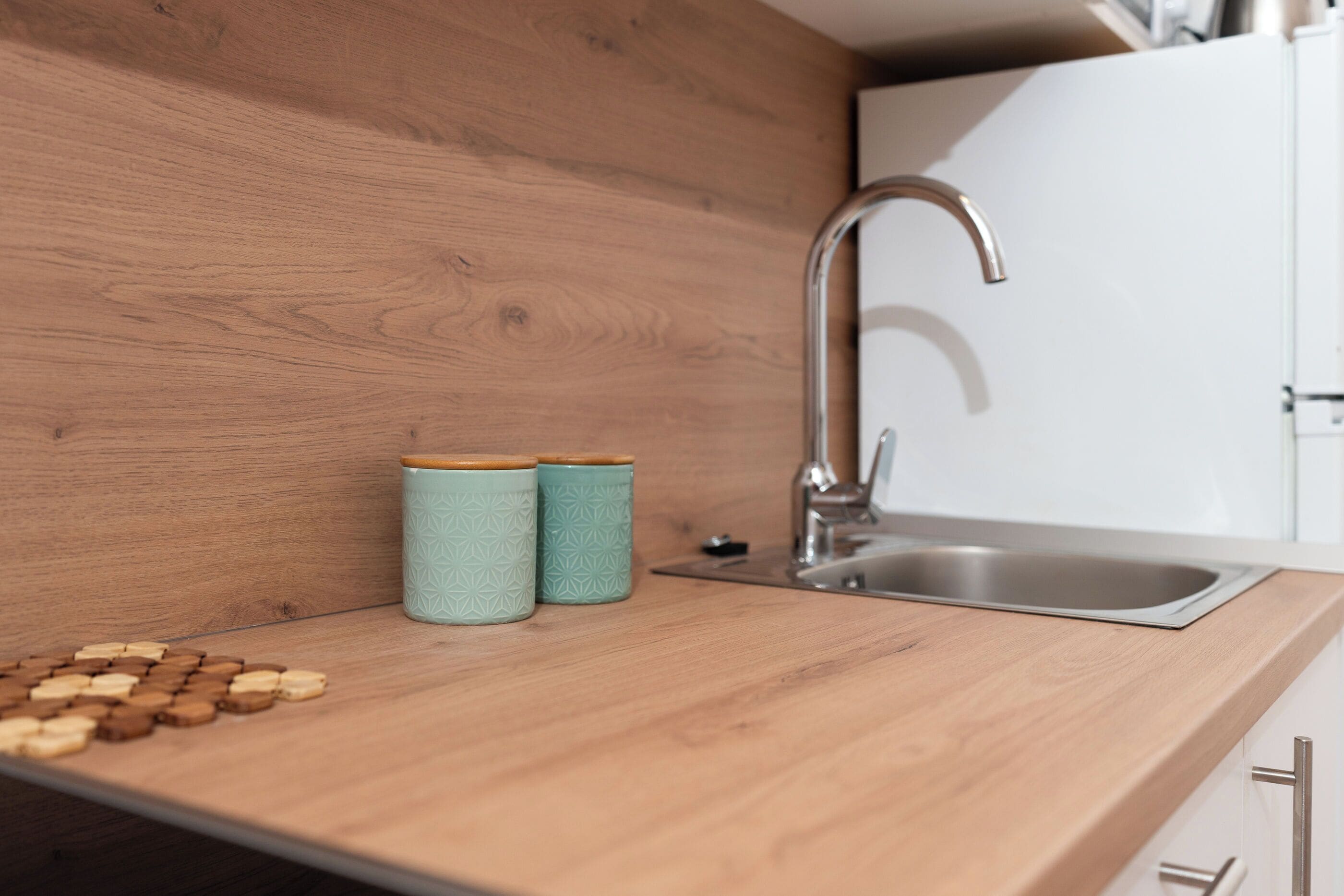 Monolocale (A2) | Cucina privata | Frigorifero, piano cottura, pentole/stoviglie/utensili