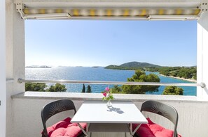 Balcony - Apartments Vlasta (Tribunj)