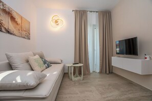 Apartment (A2) | Living room