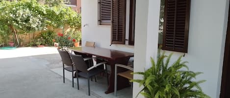 Apartment (A2) | Terrace/patio