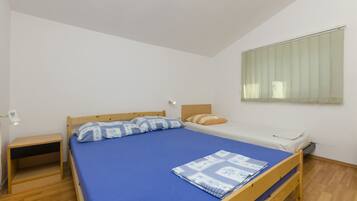 4 Schlafzimmer