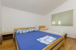 4 bedrooms