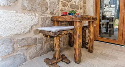 House Stone House Island Prvic