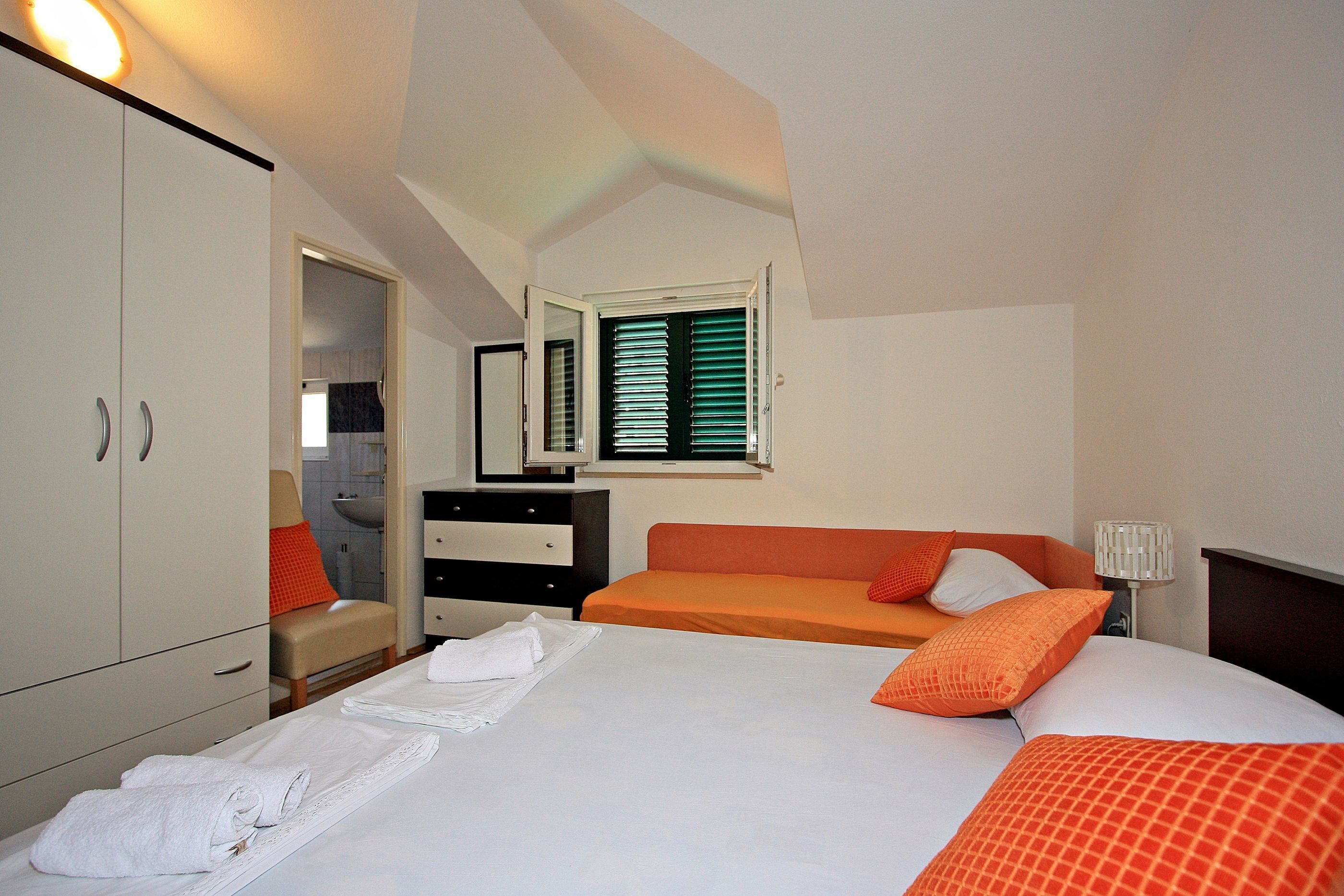 Strykjärn/strykbräda och gratis wi-fi