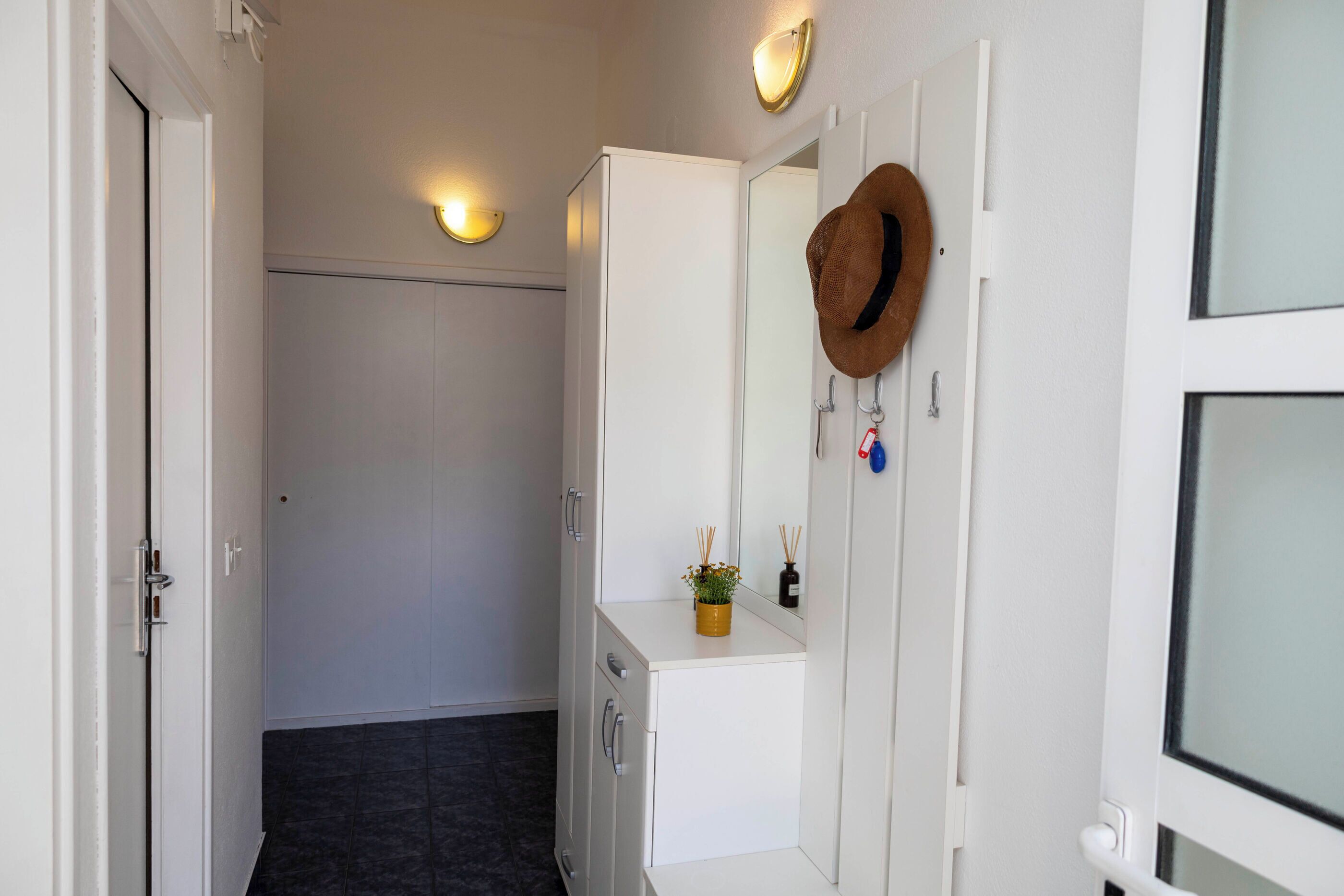 Apartment (A3) | Flur