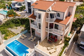Outdoor pool - Apartments Ksenija (Rogoznica)