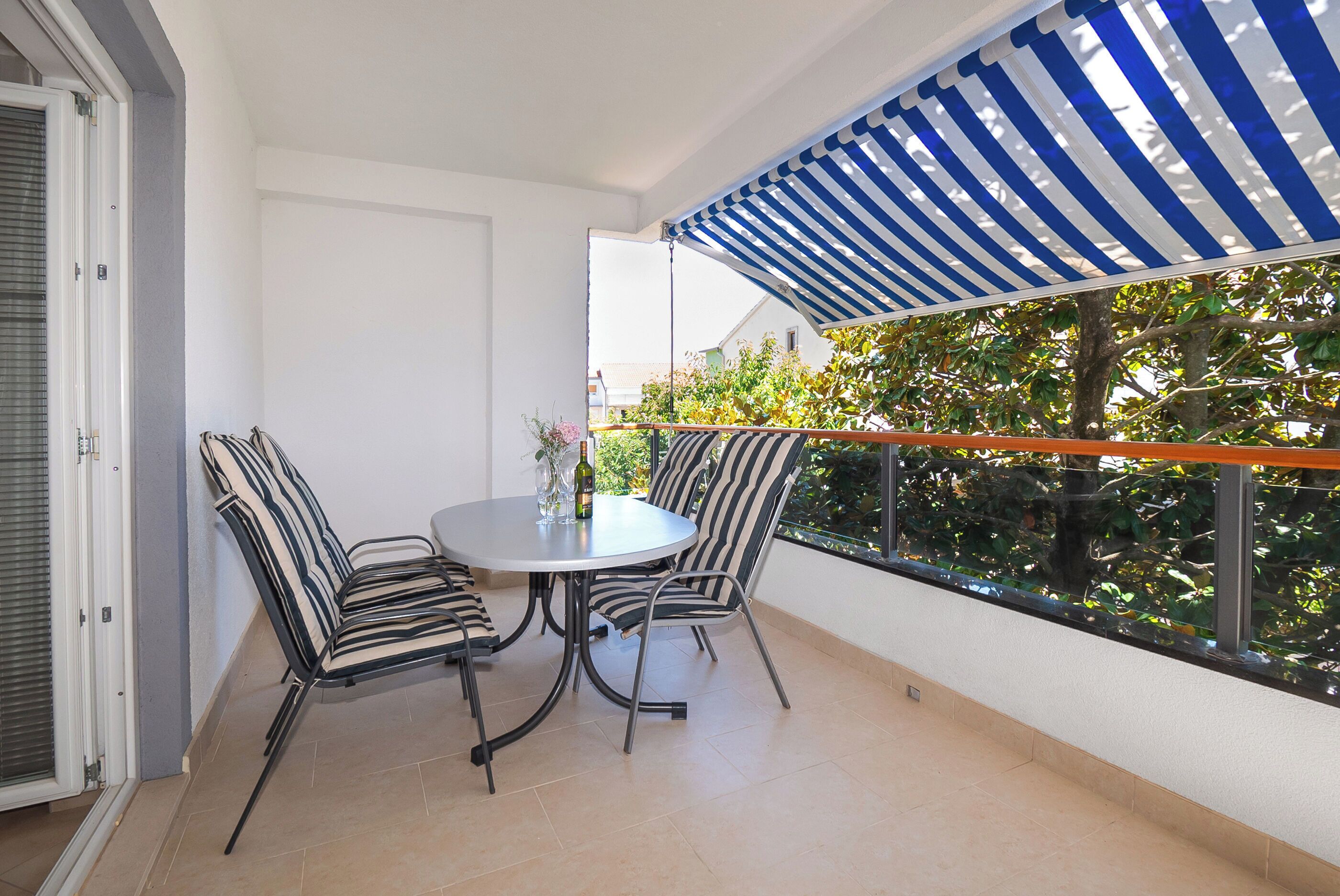 Apartment (A1) | Balkon