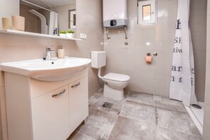 Apartment (A1) | Badezimmer | Dusche