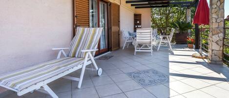 Apartment (A2) | Balcony