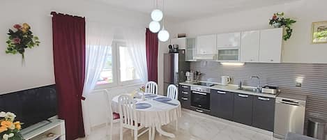 Apartment (A1) | Terrace/patio