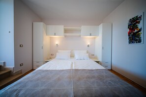Apartment (A2) | Zimmersafe, Bügeleisen/Bügelbrett, kostenloses WLAN