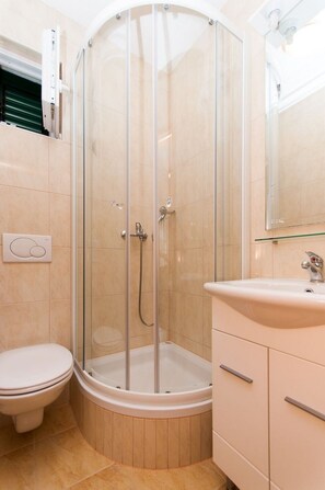 Studio (A2) | Salle de bain