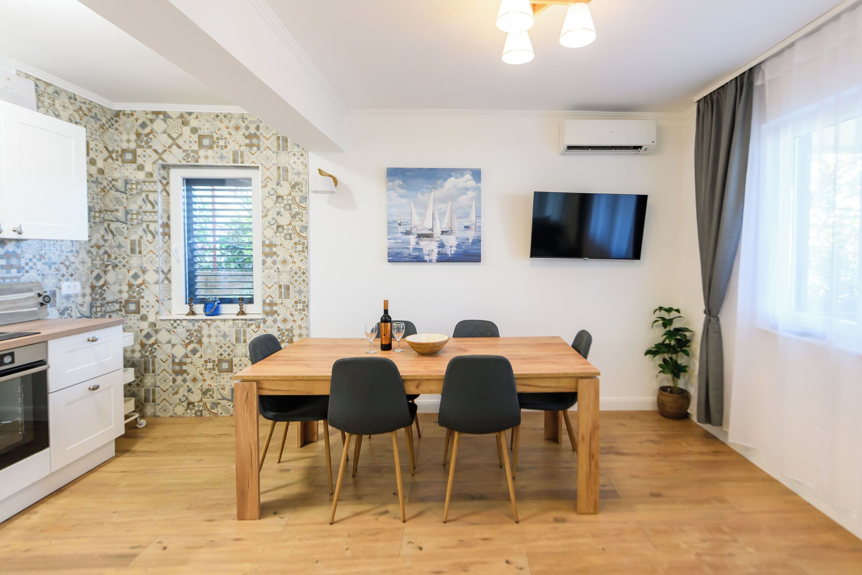 Apartment (A1) | Private kitchen | Fridge, oven, stovetop, espresso maker