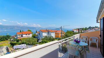 Apartment (A2) | Water view