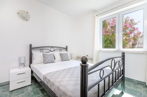 Apartment (A1)