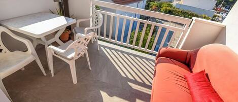 Studio (A8) | Balcony