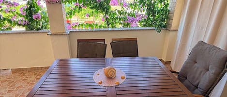 Apartment (A3) | Outdoor dining