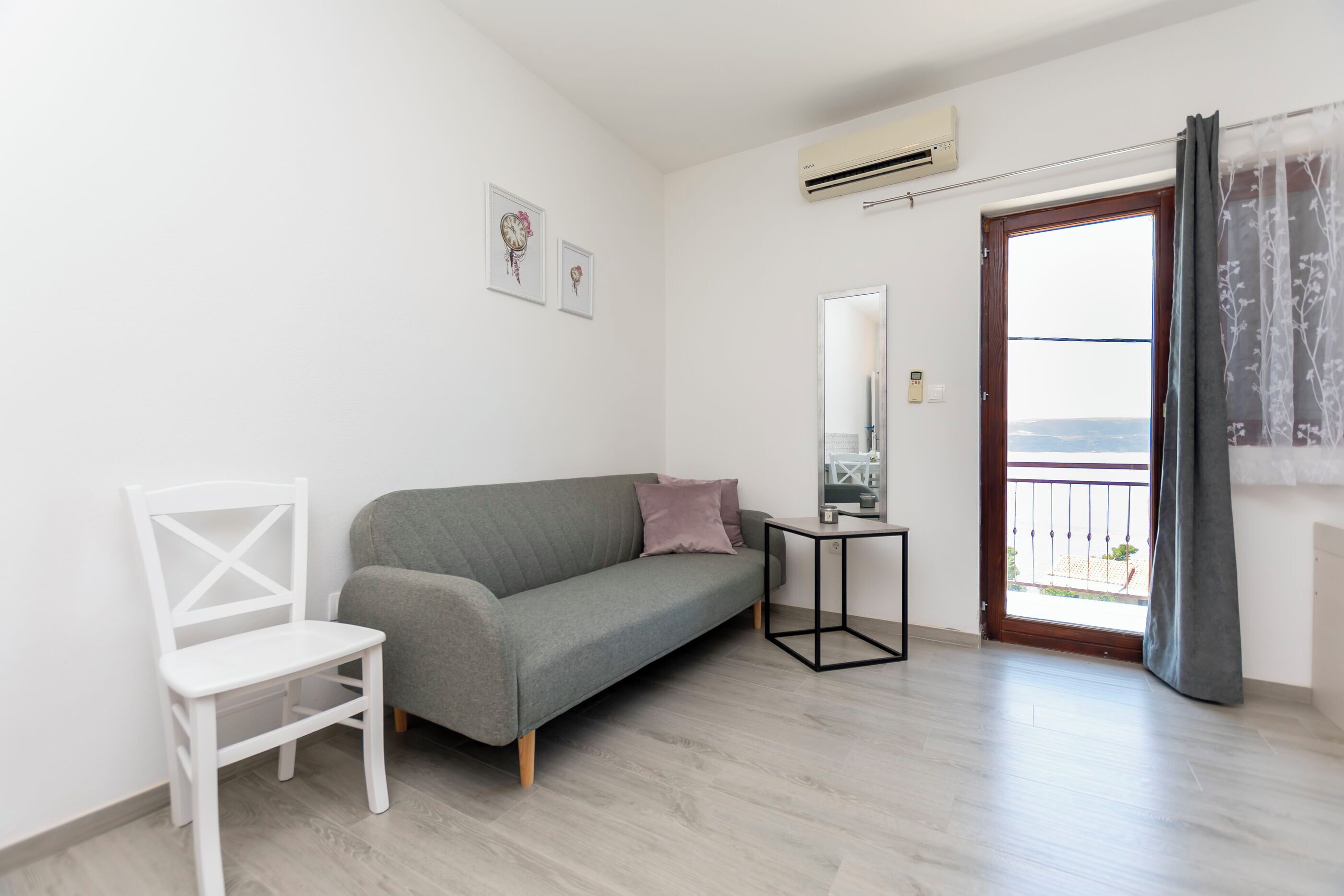 Studio (A2) | Living room