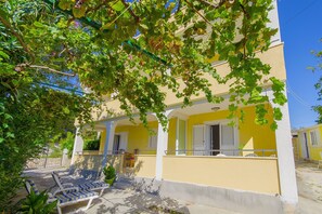 Building design - Apartments Kata (Rogoznica)