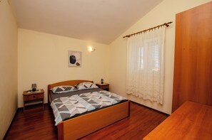 Departamento (A1) | Wifi gratis y ropa de cama 