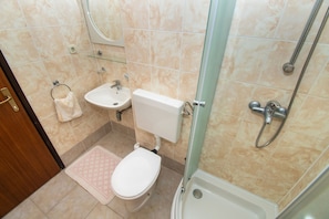 Bathroom | Shower, towels, soap, toilet paper