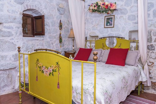 House Vedrana