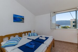 2 quartos, Wi-Fi de cortesia, roupa de cama