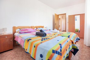 2 bedrooms, free WiFi, bed sheets - Apartments Mala Dalmacija (Marina)