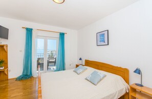 Free WiFi - Apartments Bee Maja (Okrug)